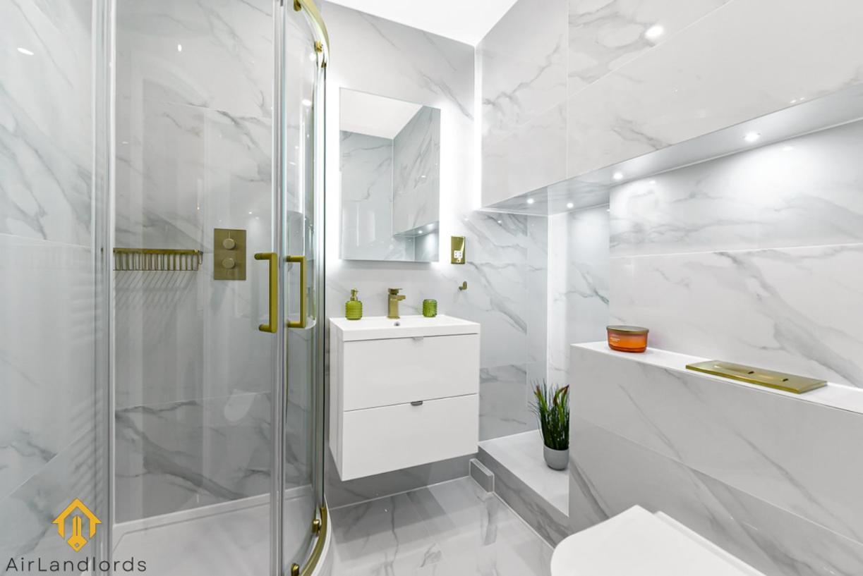 Exclusive 3 Bed 3Bath Penthouse Near Canary Wharf 런던 외부 사진