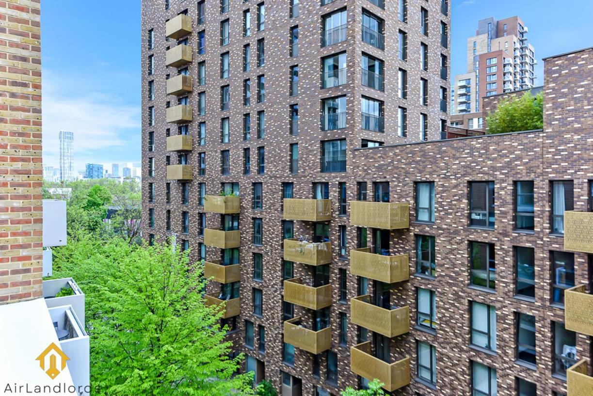 Exclusive 3 Bed 3Bath Penthouse Near Canary Wharf 런던 외부 사진